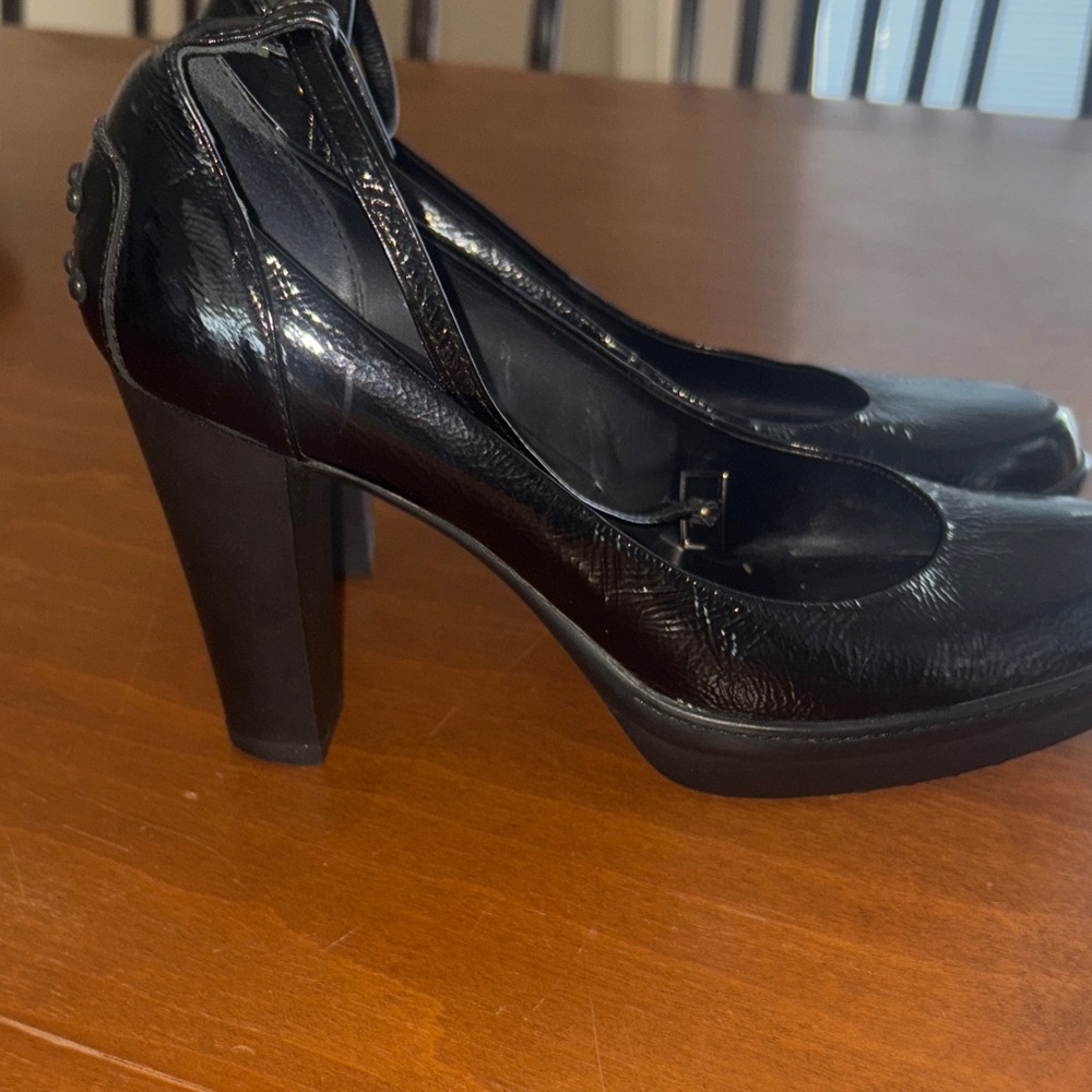 Elegant TODS Black Women's Heels
